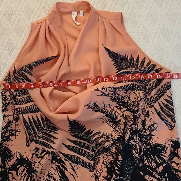 Robbi & Nikki women's top with open back detail size S - Picture 5 of 8